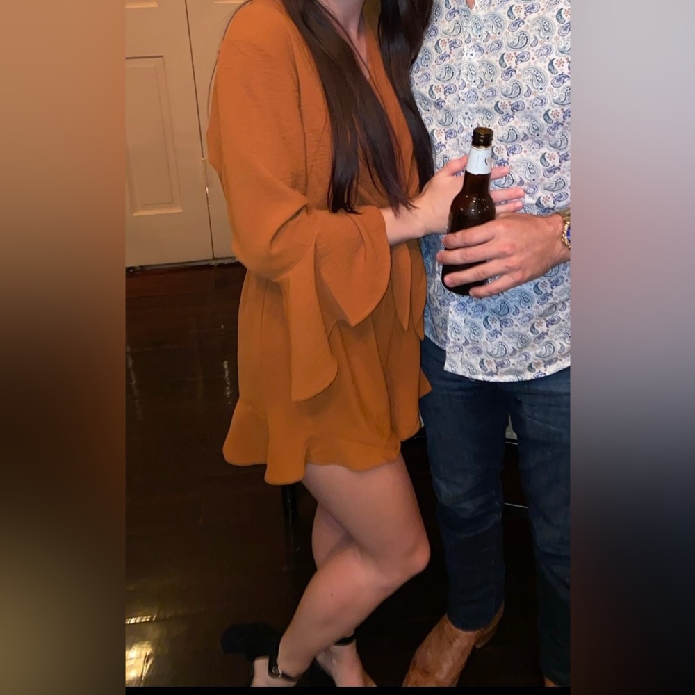 Flowy Romper - Picture 8 of 8